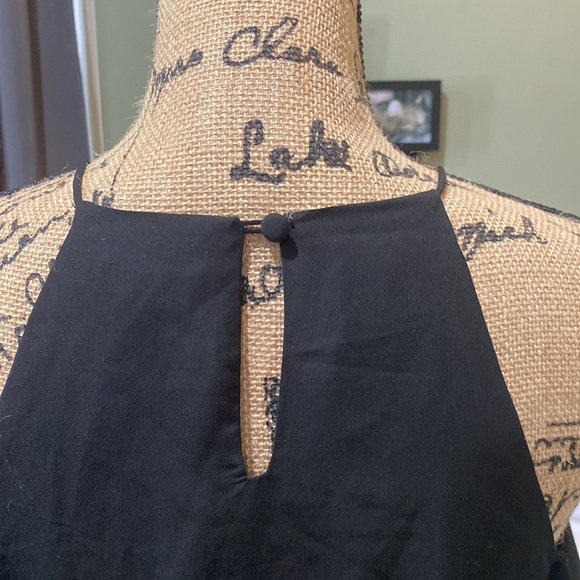 Cold Shoulder Blouse - Picture 4 of 5